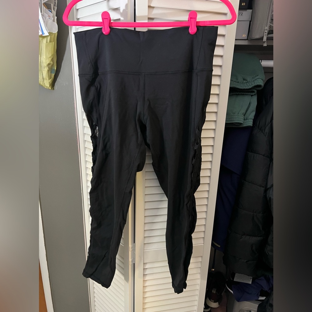 Lululemon High Times SE Essential Rhythm
